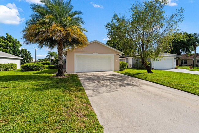 Photo - 1209 Pine Sage Cir