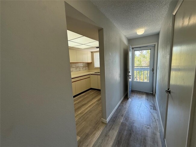 Photo - 255 Fenwick Dr Unit 18