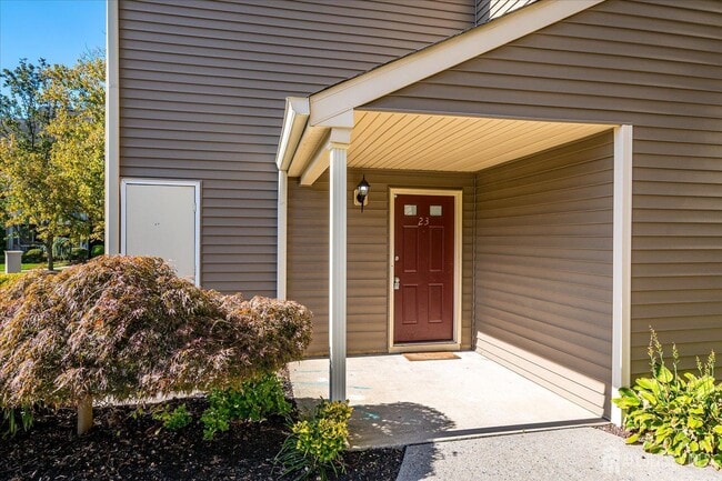 Photo - 23 Lear Ct