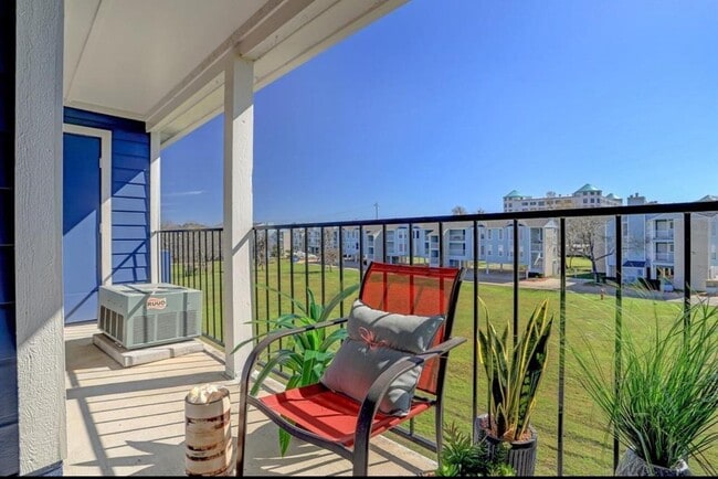 Building Photo - 18519 Egret Bay Blvd Unit 1604 Rental