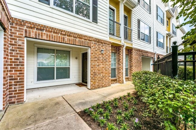 Photo - 9200 Westheimer Rd Condo Unit 205
