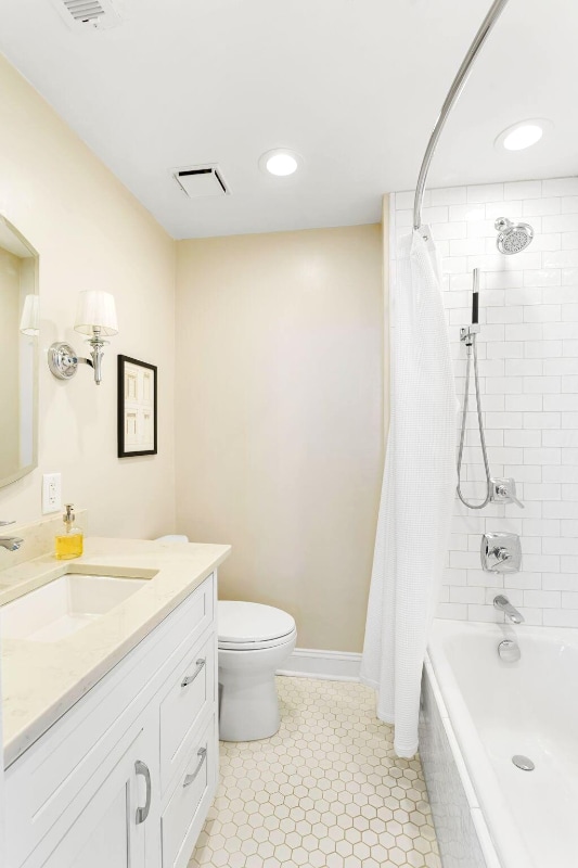 Photo - 214 Calhoun St Unidad 5