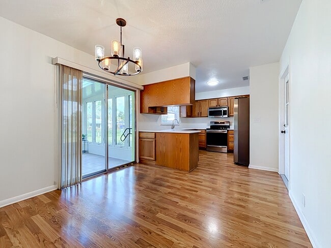 185 Lagoon Rd