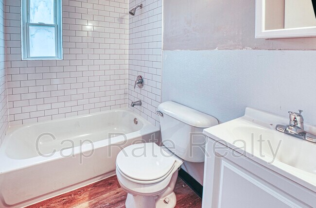 Photo - 81 N Hampton Rd