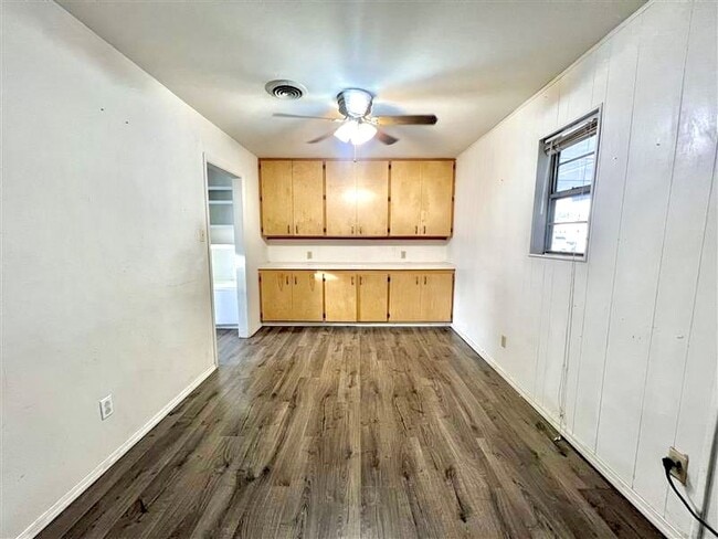 Photo - 4416 Redbud Ave