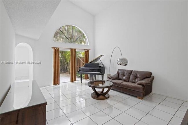Photo - 15623 SW 100th Ln