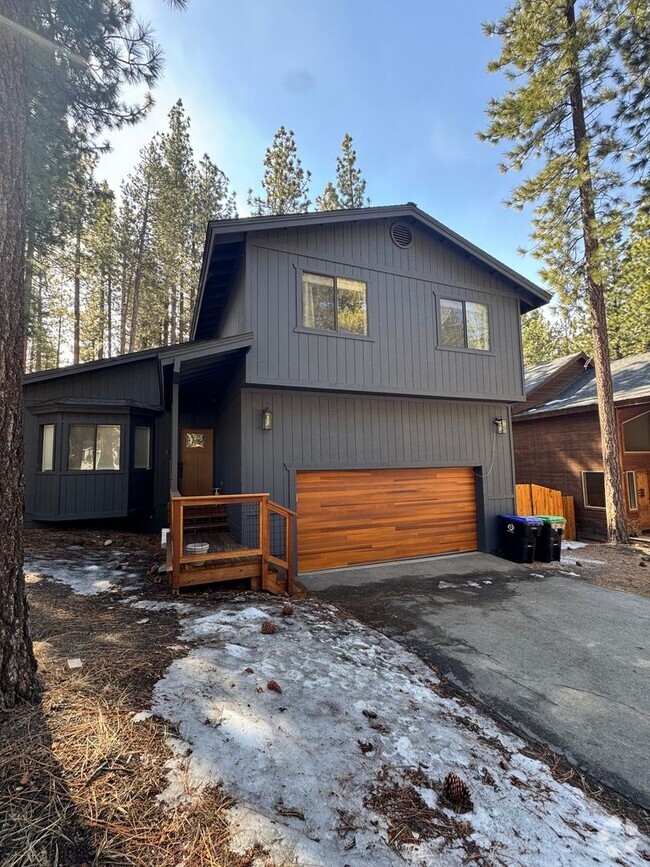 Building Photo - Spacious 4BR House in South Lake Tahoe