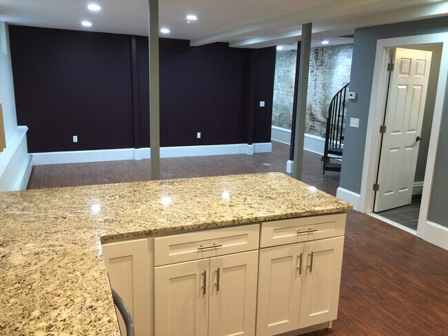 Photo - 231 Norfolk St Unit 2