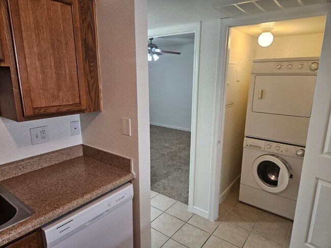 Photo - 1310 S Hardy Dr