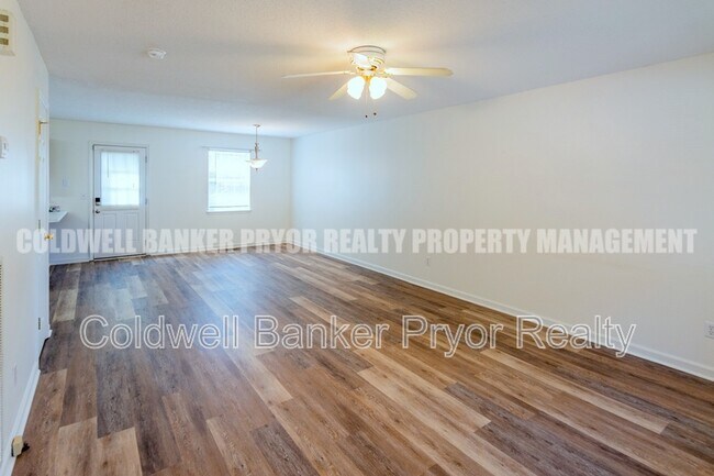 Photo - 1240 N Concord Rd