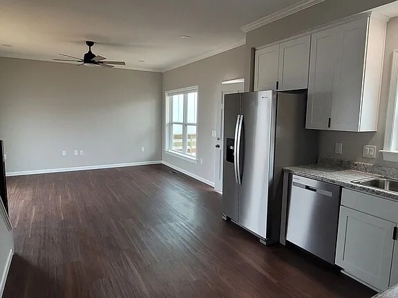 Photo - 119 Monarch Ln