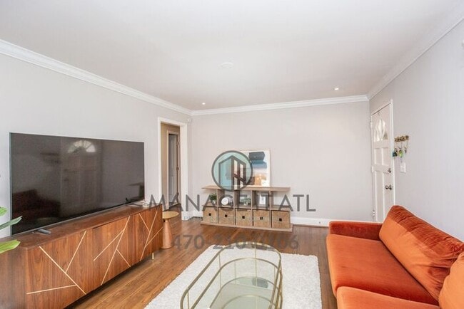 Photo - FULLY RENOVATED 2 Bedroom House close to I...