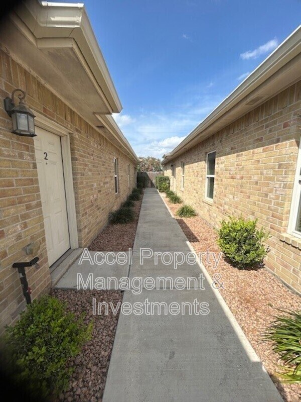 Photo - 3713 Whitewing Ave Unit 1