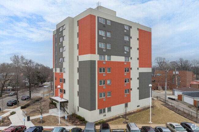 Photo - Berry Manor Apartments