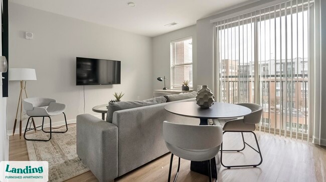 Photo - 545 Foster St Unidad 514.1407264