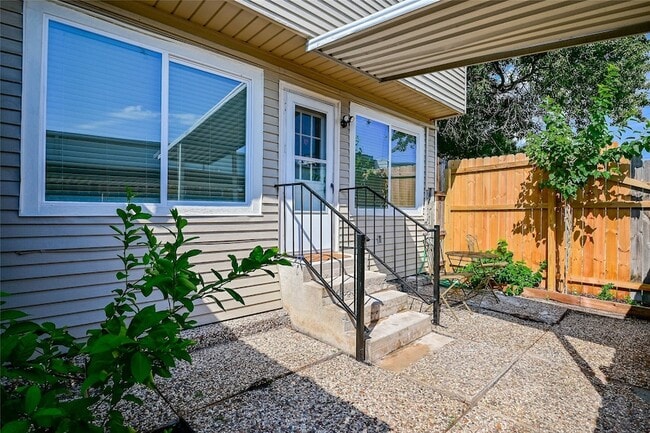 Photo - 5791 Maple Hill Dr