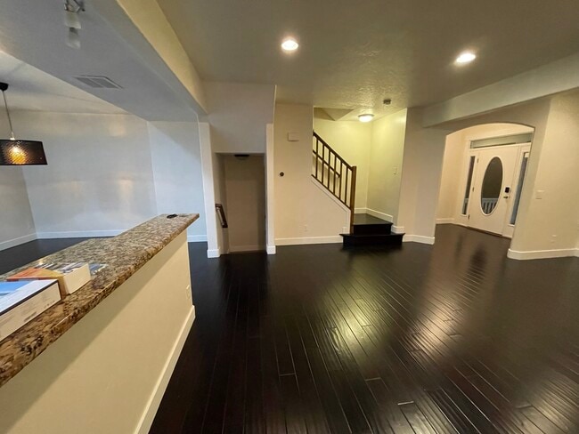 Photo - 4274 Lake Bridge Dr