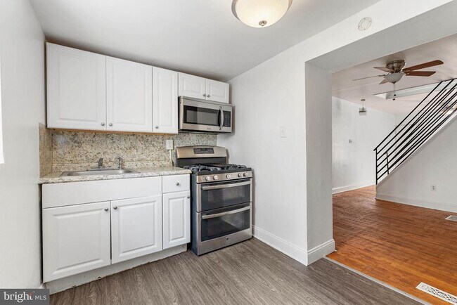 Photo - 1224 Peters St