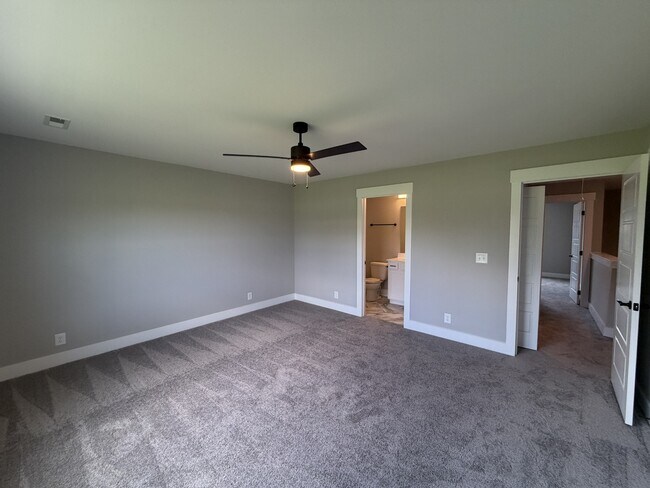 504 Jonathan Wade Cir