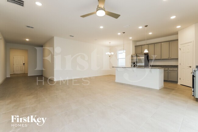 Photo - 620 Crown Rose Dr