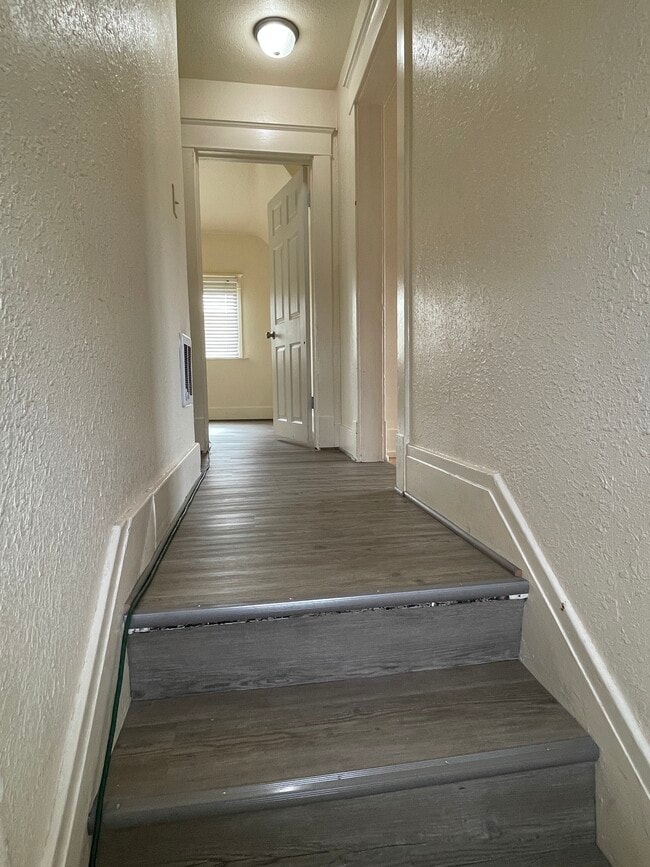 Photo - 412 S Mission St