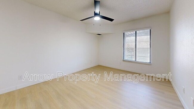 Photo - 205 E Arbor Ave