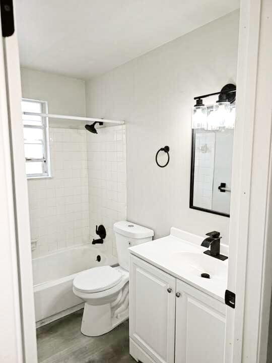 Photo - 6 Willow St Unit 6
