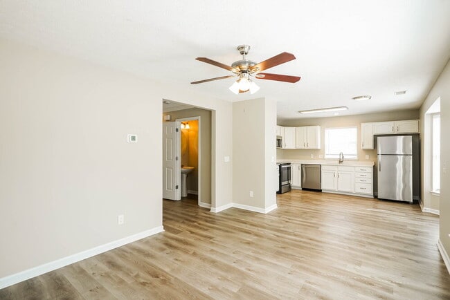 Photo - 2608 River Meade Way