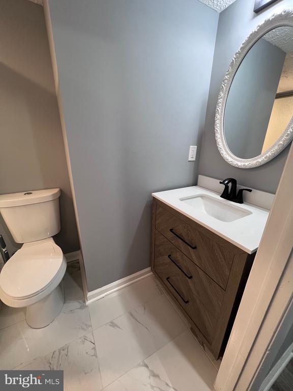 Photo - 307 Brethour Ct