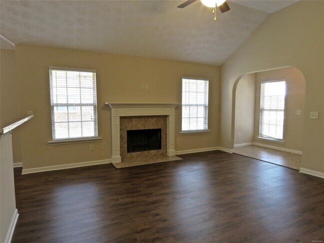 Photo - 106 Dawson's Ml Dr