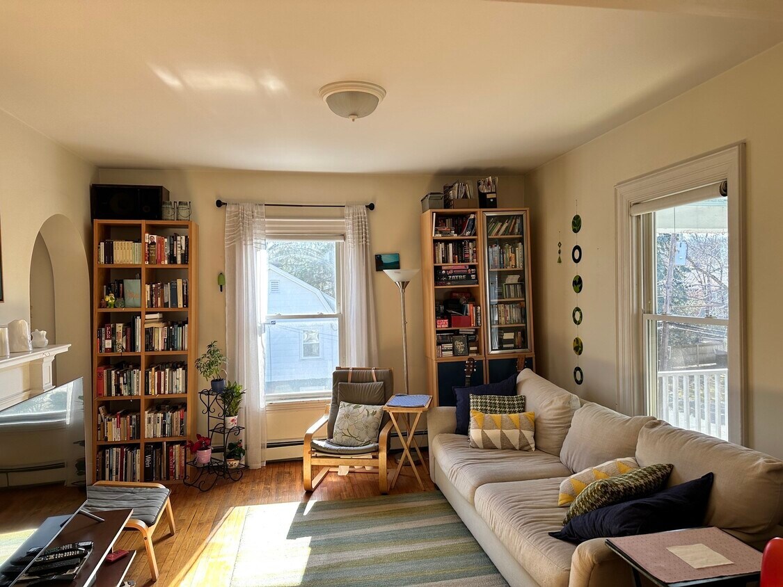 Photo - 84 Walker St (Newton, MA)