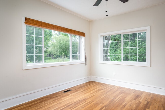 Photo - 7907 N Hereford Ave