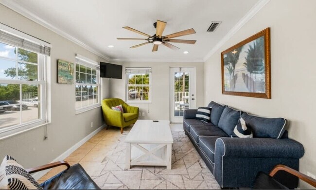 Photo - 100 7th St S Unit ID1366639P