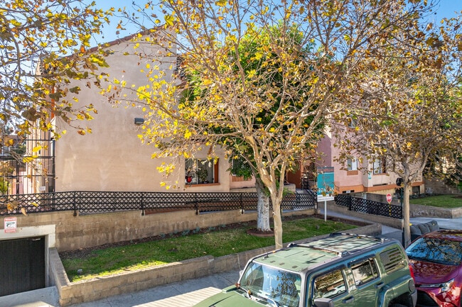 Photo - 210 Garfield