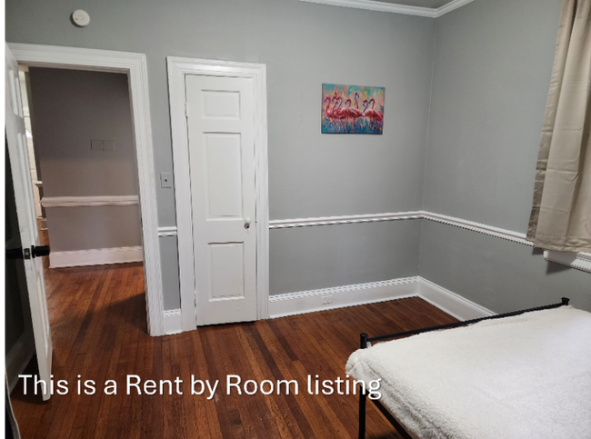 Photo - 558 Avent St