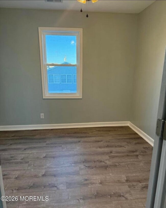 Photo - 40 Bay Shore Dr