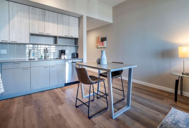 Photo - 880 Pacific St Unidad SI FL21-ID1039240P