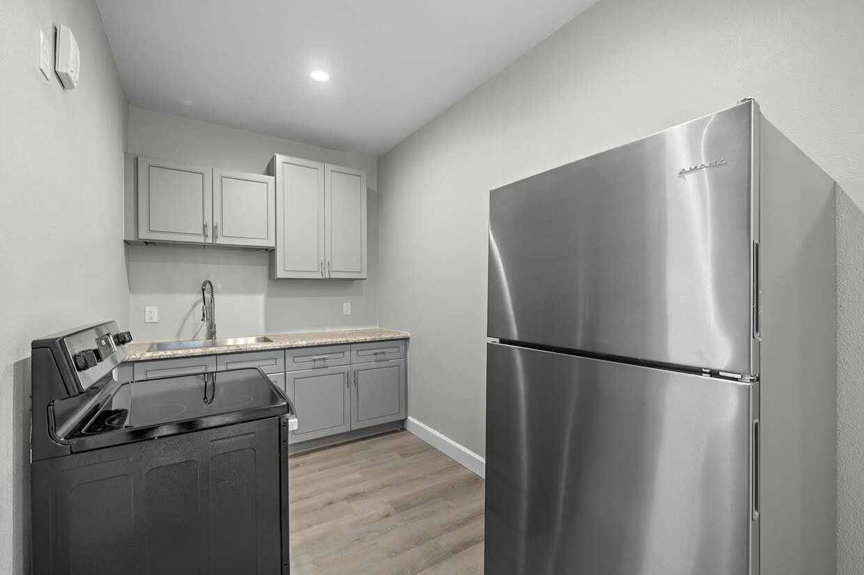 Photo - 614 35th Street, Unit 2