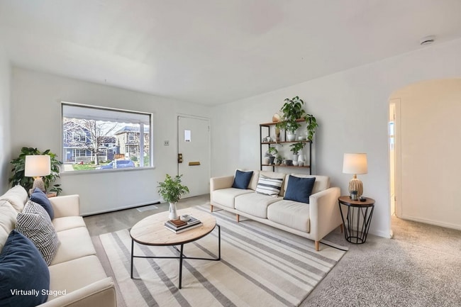 Photo - **Bright and Spacious 2-Bedroom Home in the Heart of Denver!!**