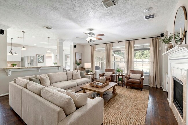 Photo - 2511 Bridgestone Park Ln