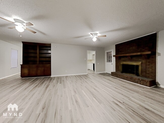 Photo - 1109 4th Way
