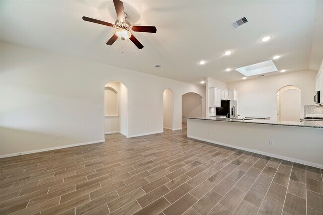 Photo - 1403 Holly Chase Dr