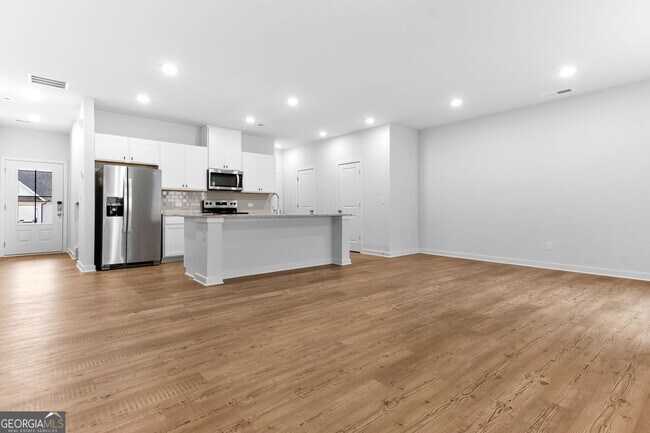 Photo - 1105 Holland Rose Dr