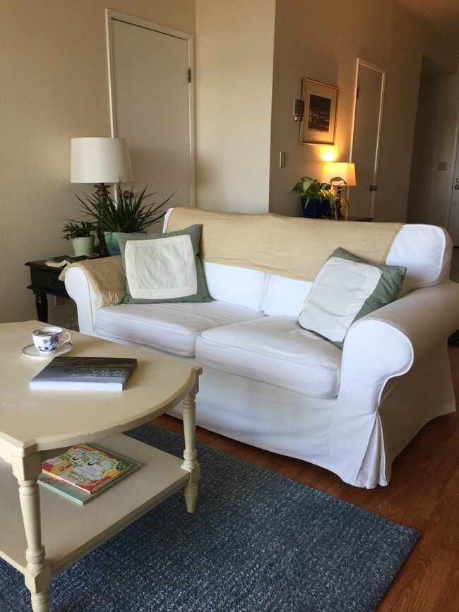 Sala de estar - 127 Shoreline Ct Unidad 127