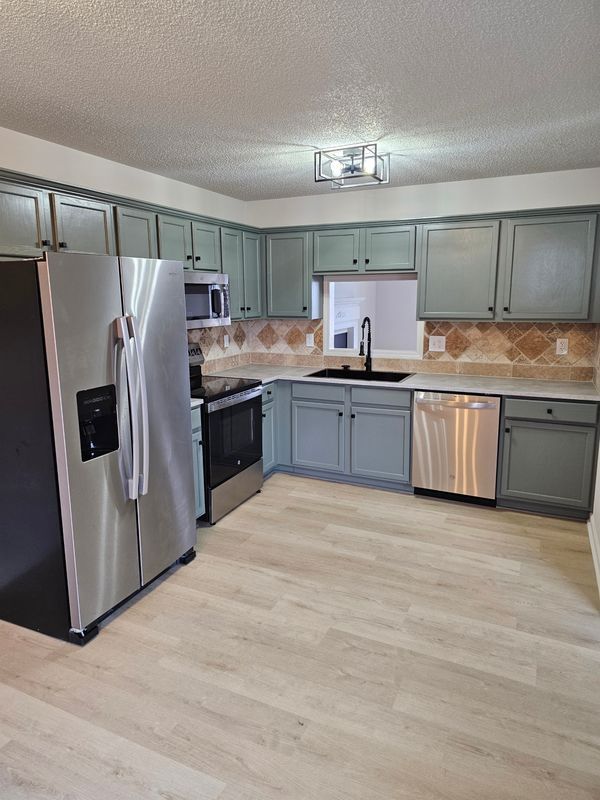 Building Photo - 101 Rampart St