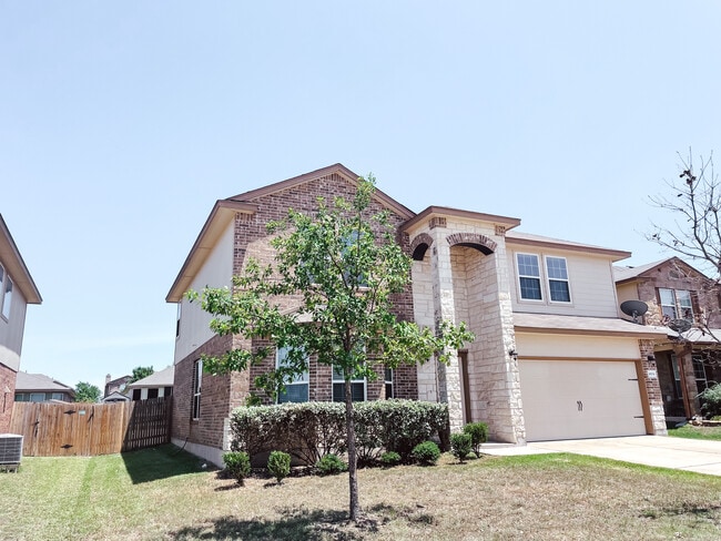 Building Photo - 4904 Bridgewood Dr
