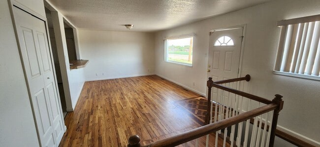 Photo - ALL PROSPECTIVE TENANTS MUST SUBMIT A ON L...