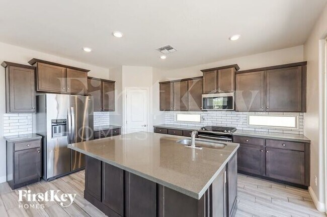 Photo - 11458 S 176th Dr