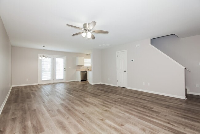 Photo - 1121 Vistalite Ln