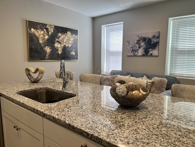 Photo - 621 Monmouth St Unit 2